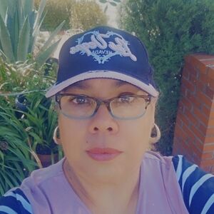 Meet your Posher, Alicia